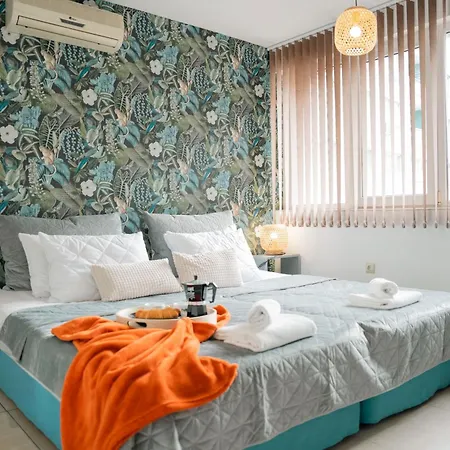 стилен и уютен в центъра Várna