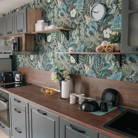 стилен и уютен в центъра Apartment *