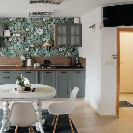 стилен и уютен в центъра Appartement Varna